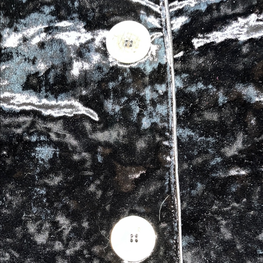 Harve Benard Black Velvet Button Front Blazer 1X - Picture 8 of 8
